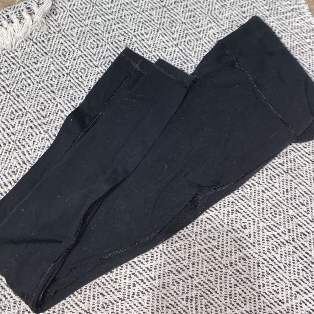 Black leggings